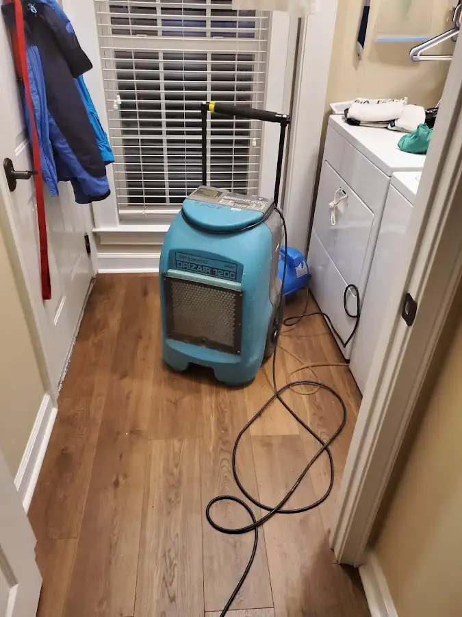 Commercial dehumidifier deployed for Crawl Space Restoration in Calera